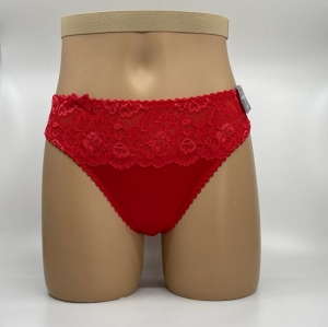Couture red kiss