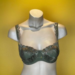 Phoebe olive green
