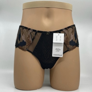 Montaigne black