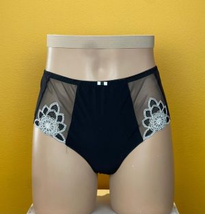 Divina black